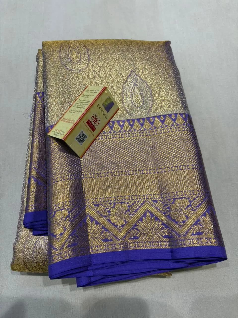 PURE KANJEEVARAM TISSUE SILK MARK CERTIFIED LAVENDER WITH BLUE BORDER PH80018